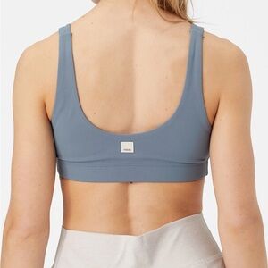 Vuori daily Sports Bra size small